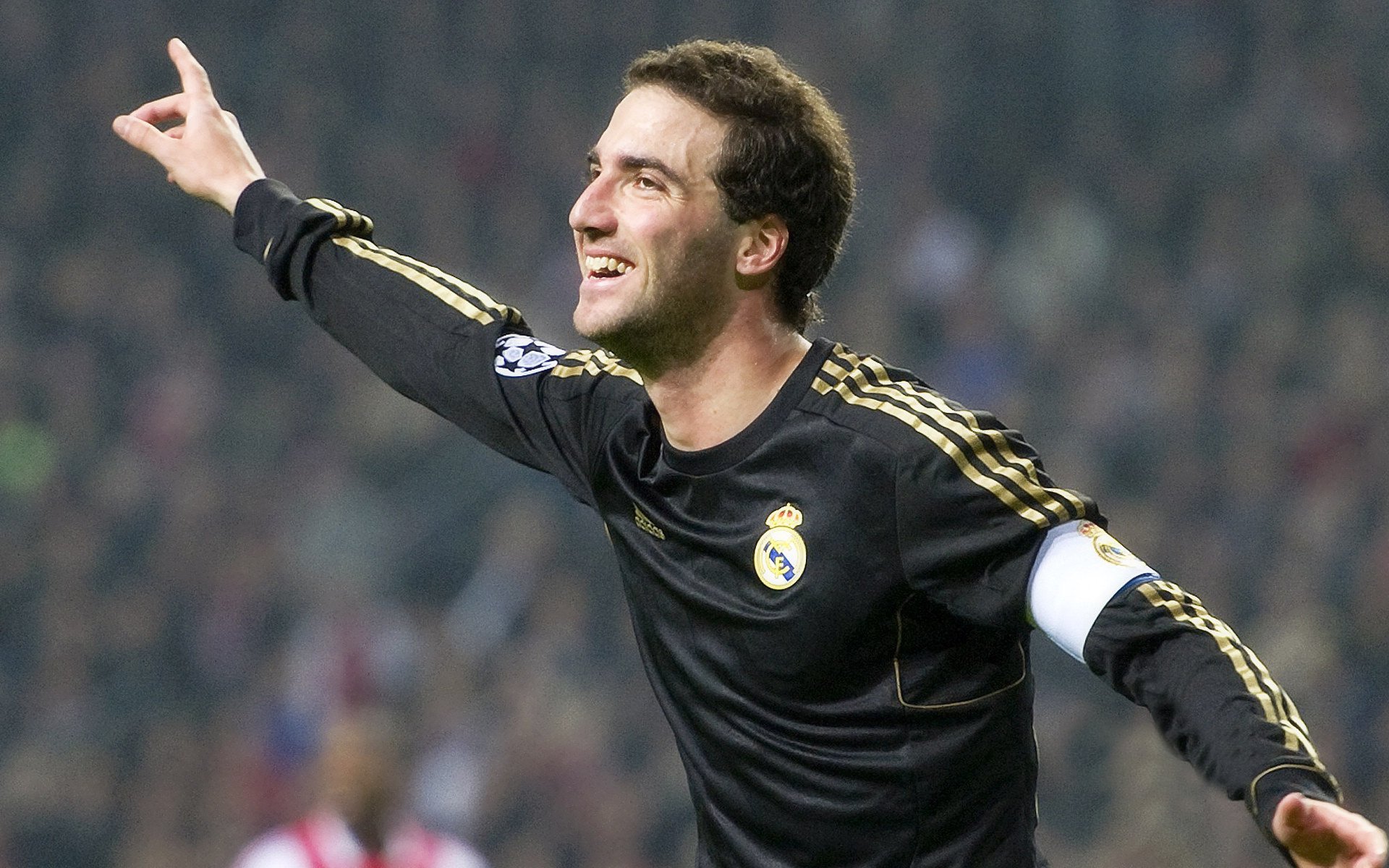 CNN：墨西哥足球让世界看到“寒地热情”，墨西哥踢足球